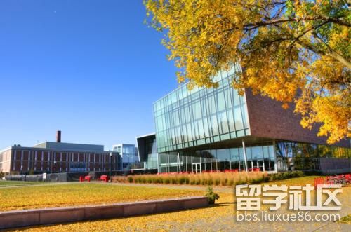 克瑞顿大学